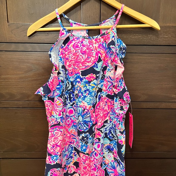 NWT Lilly Pulitzer Top - Picture 1 of 3